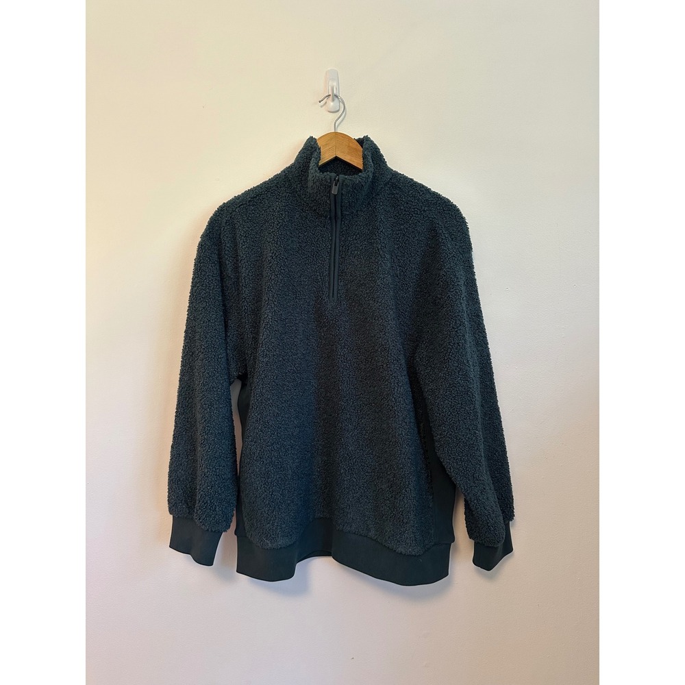 Athleta Sherpa Fleece Quarter Zip Pullover in Forest Green | Size Medium